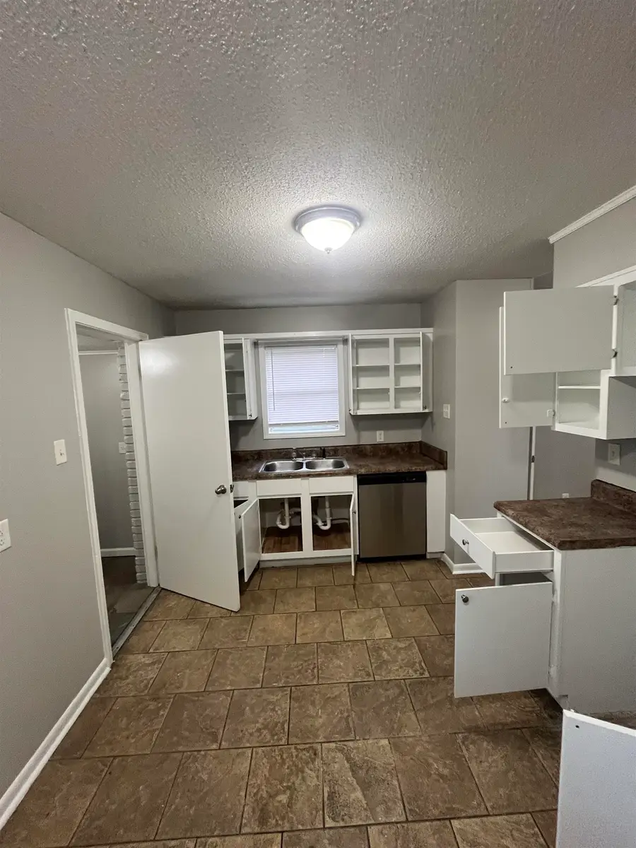 4173 COTTONWOOD RD, Memphis, TN 38118 - Image #3