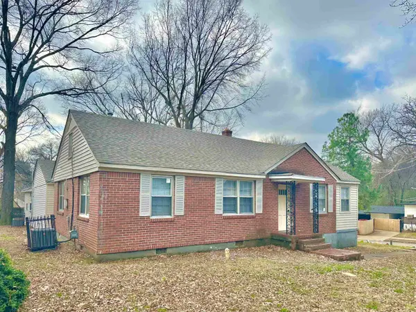 2195 CARNES AVE, Memphis, TN 38114