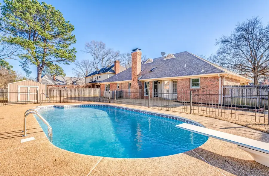 9340 HAWTHORN HILL DR, Germantown, TN 38139 - Image #3