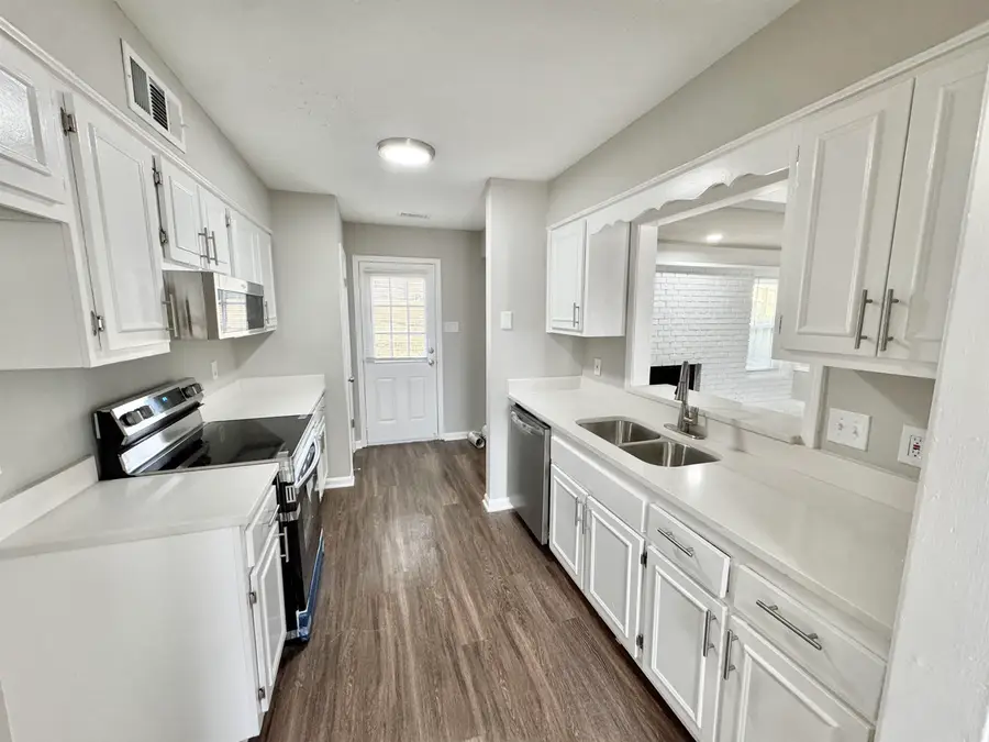 4312 W HUNTERS GLEN ST, Memphis, TN 38128 - Image #3