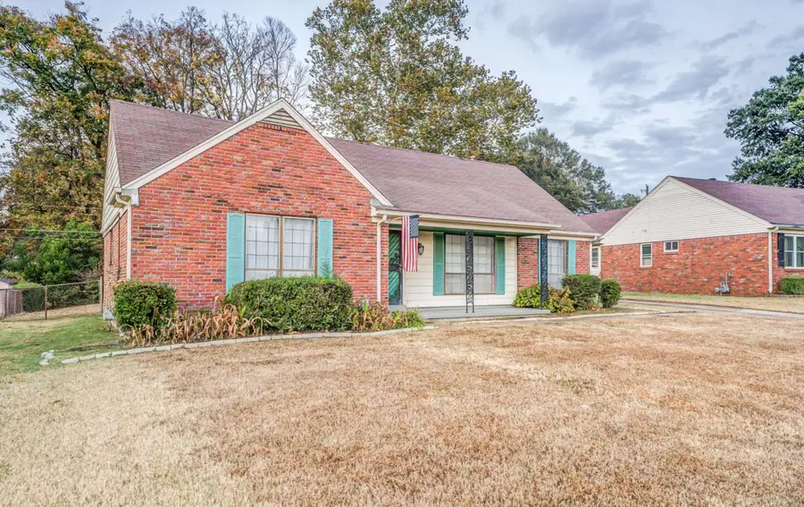 1529 PINECREST DR, Memphis, TN 38111 - Image #2