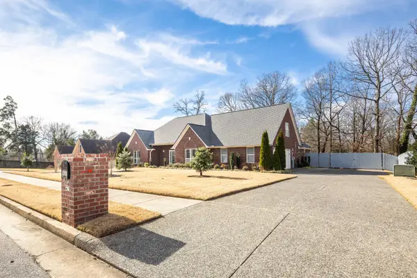 2705 MORNING SUN RD, Memphis, TN 38016