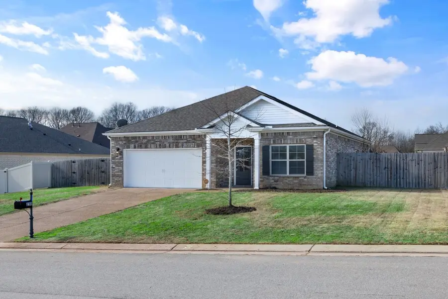 250 LILLY DR, Oakland, TN 38060 - Image #2