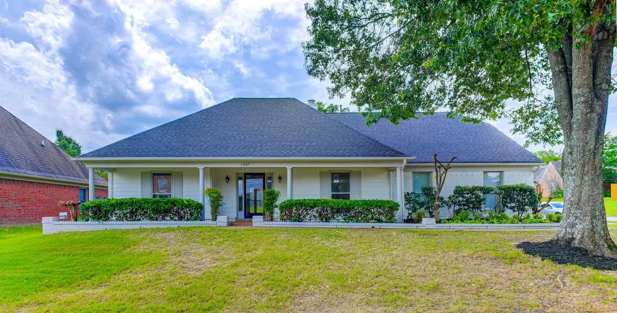 1937 ADA LN, Cordova, TN 38016 - Image #1