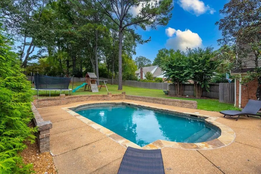 2899 OAKLEIGH LN, Germantown, TN 38138 - Image #2