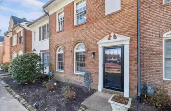 1687 KIMBROUGH RD, Germantown, TN 38138