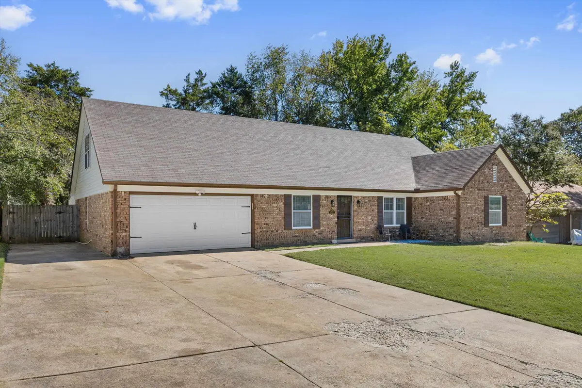 2974 DAROLYN ST, Bartlett, TN 38134 - Image #1