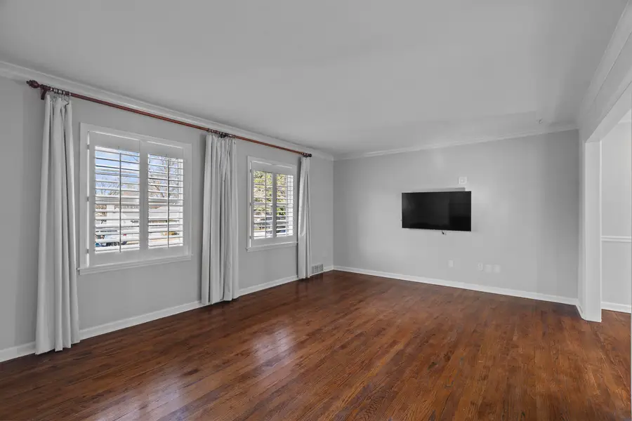 194 WALLACE DR, Memphis, TN 38117 - Image #2