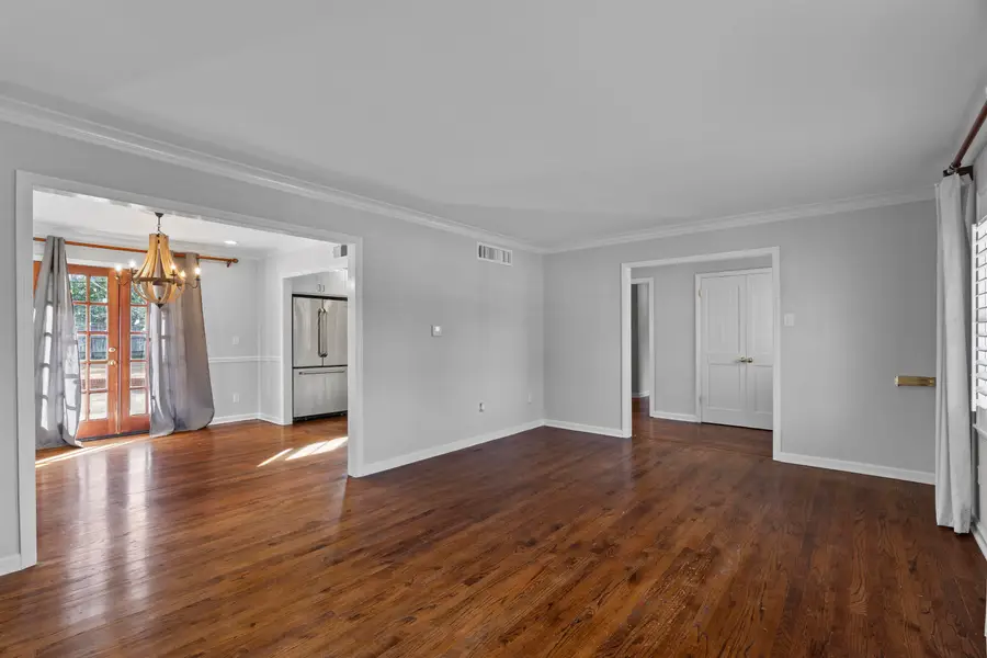 194 WALLACE DR, Memphis, TN 38117 - Image #3