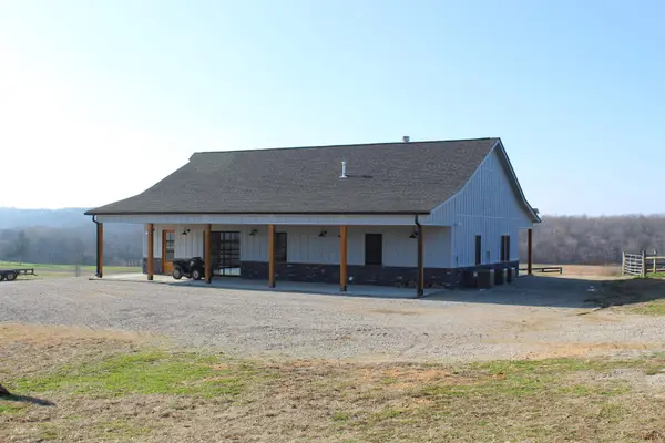 1275 NANCE BEND RD, Clifton, TN 38425