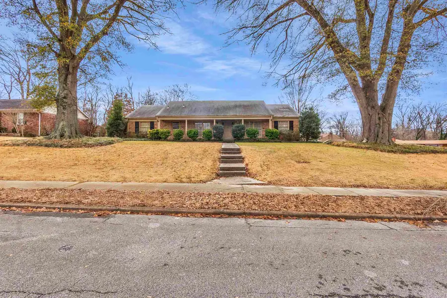 1675 GEORGIAN DR, Memphis, TN 38127 - Image #2