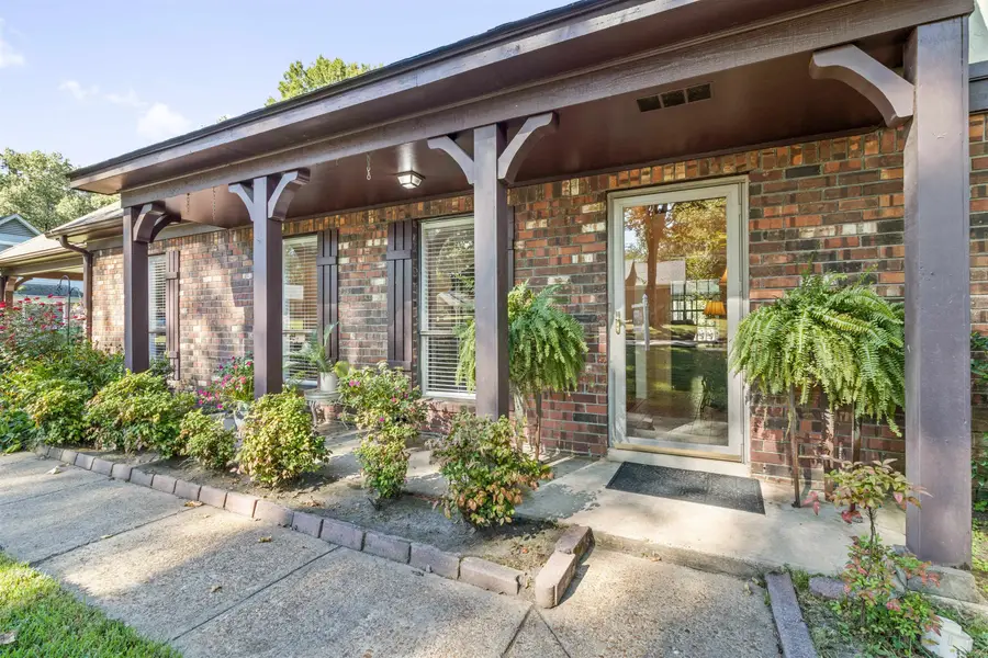 2623 SURREY WOOD DR, Bartlett, TN 38134 - Image #3