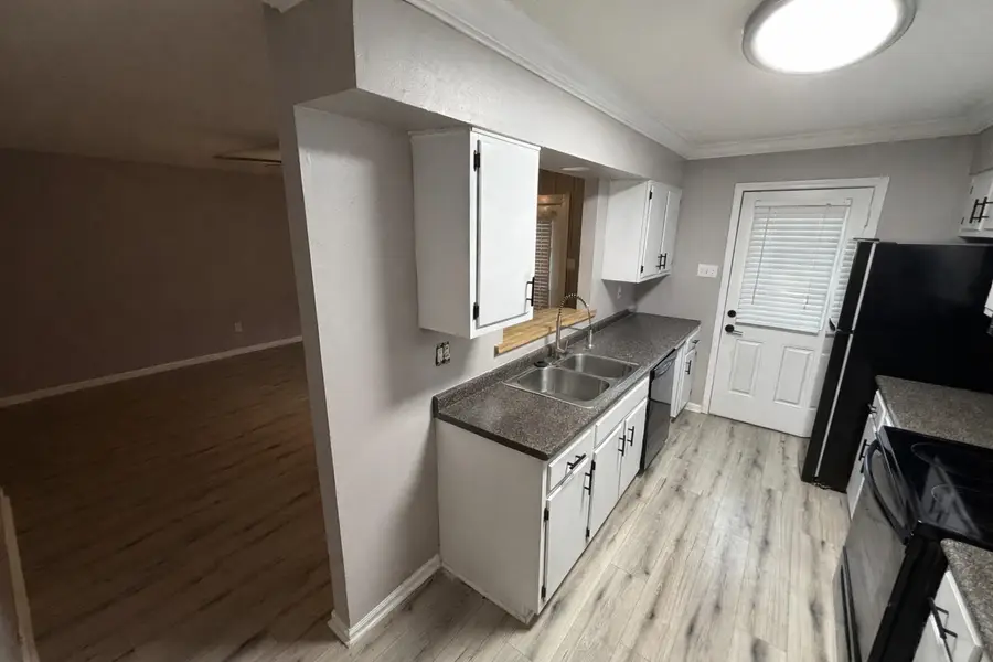 5232 CHATFIELD DR, Memphis, TN 38116 - Image #3