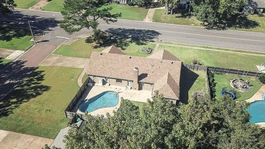 2368 BRACHTON AVE, Germantown, TN 38139 - Image #2