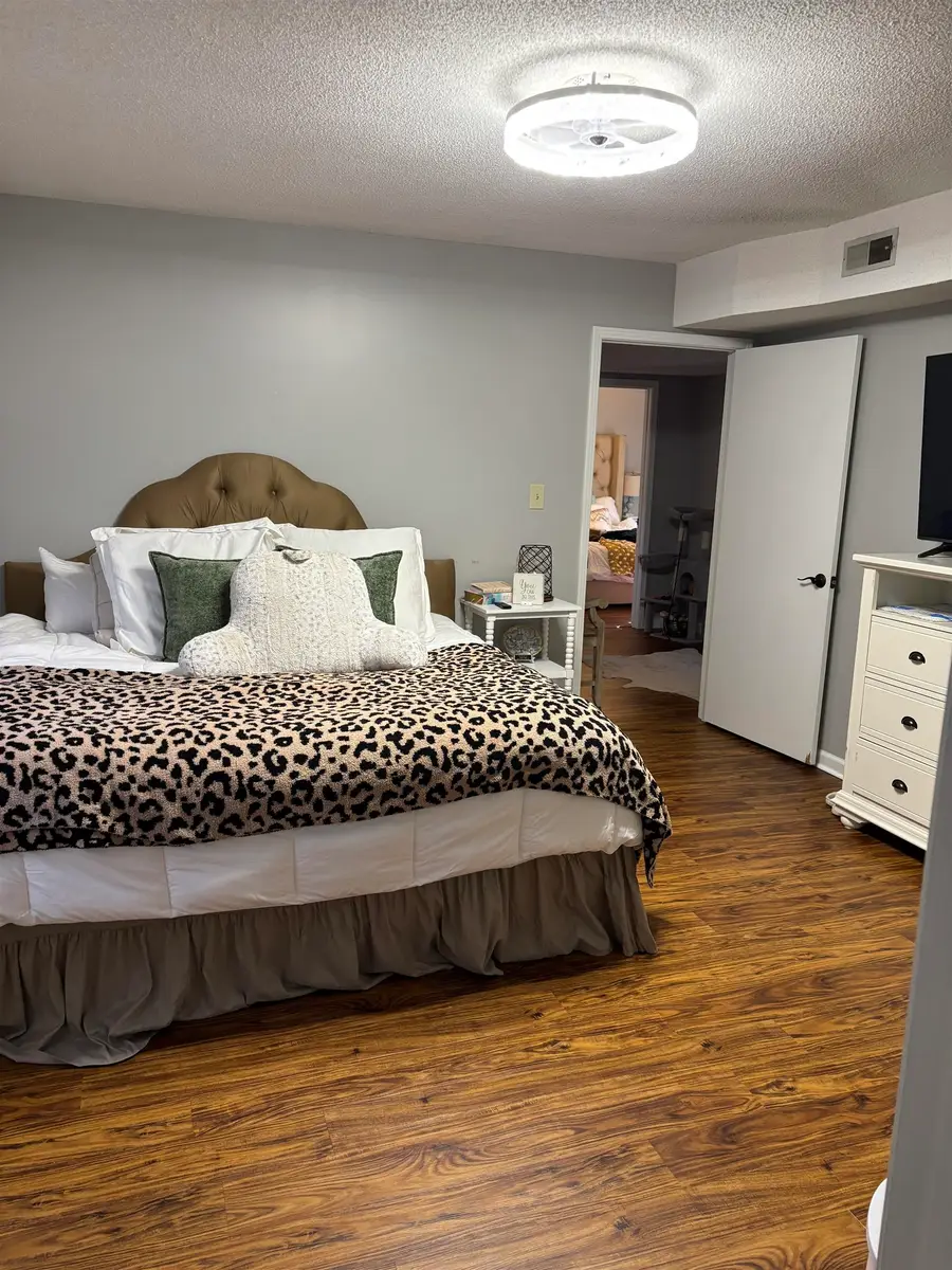 130 E SUNSET CIR, Brownsville, TN 38012 - Image #2