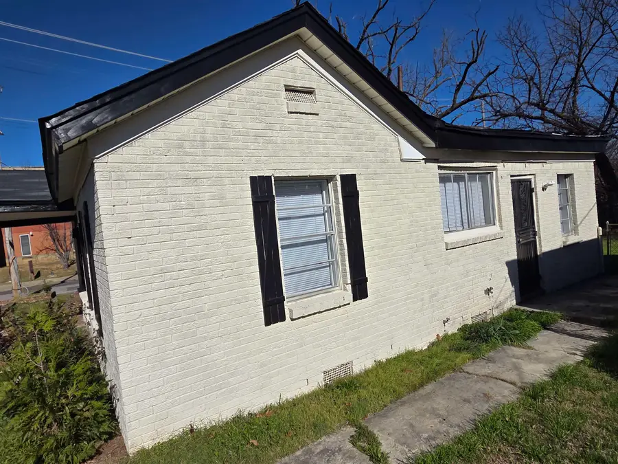 1558 TAYNER ST, Memphis, TN 38108 - Image #3