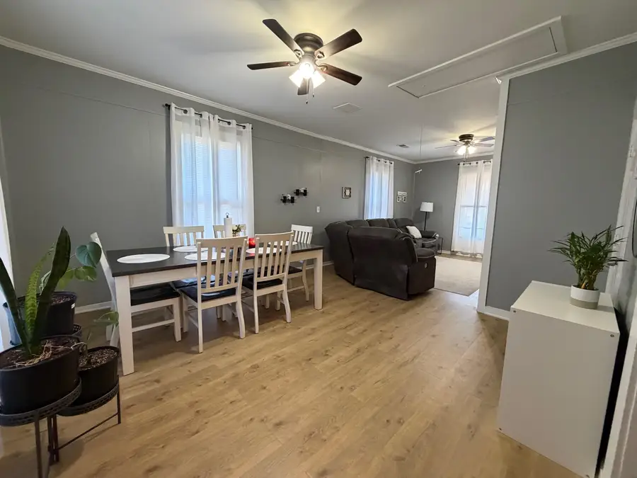 1033 BRUCE ST, Memphis, TN 38104 - Image #3