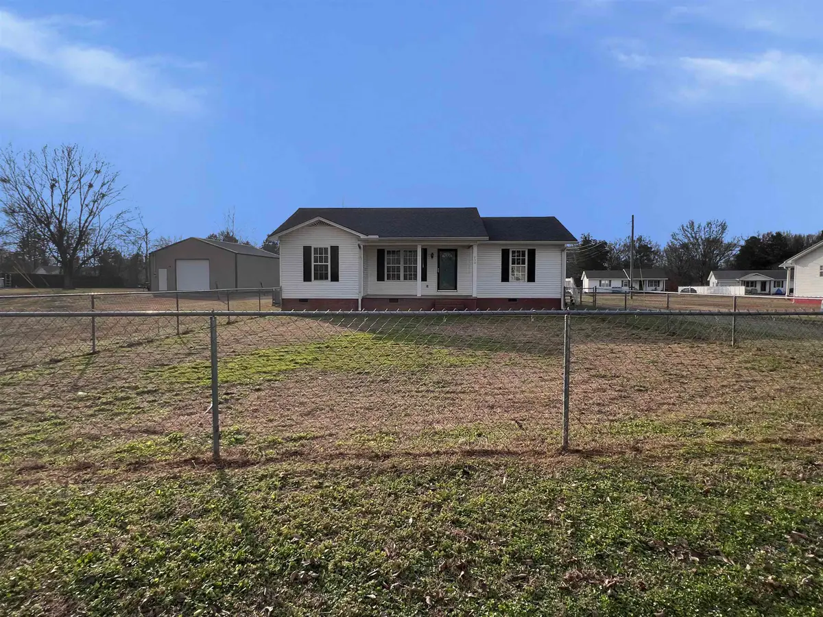 530 STOUT ST, Savannah, TN 38372 - Image #1