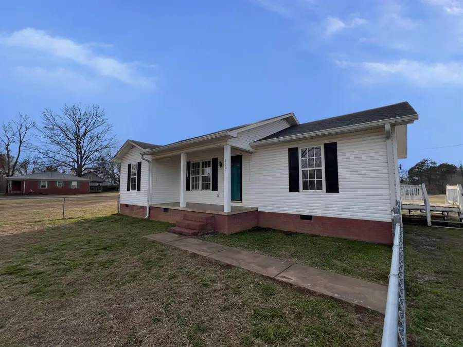 530 STOUT ST, Savannah, TN 38372 - Image #2