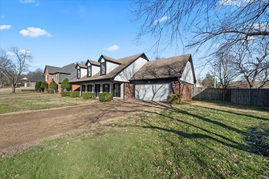 300 MYSEN DR, Cordova, TN 38018 - Image #2