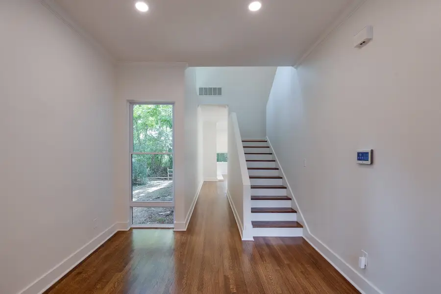 718 EVENTIDE DR, Memphis, TN 38120 - Image #2