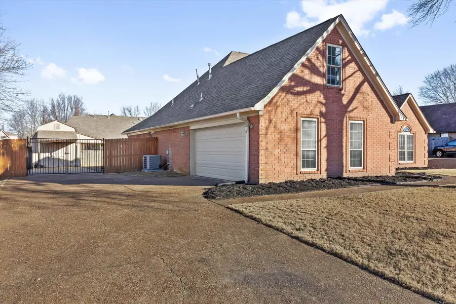 6794 RANER CREEK DR, Bartlett, TN 38002 - Image #2