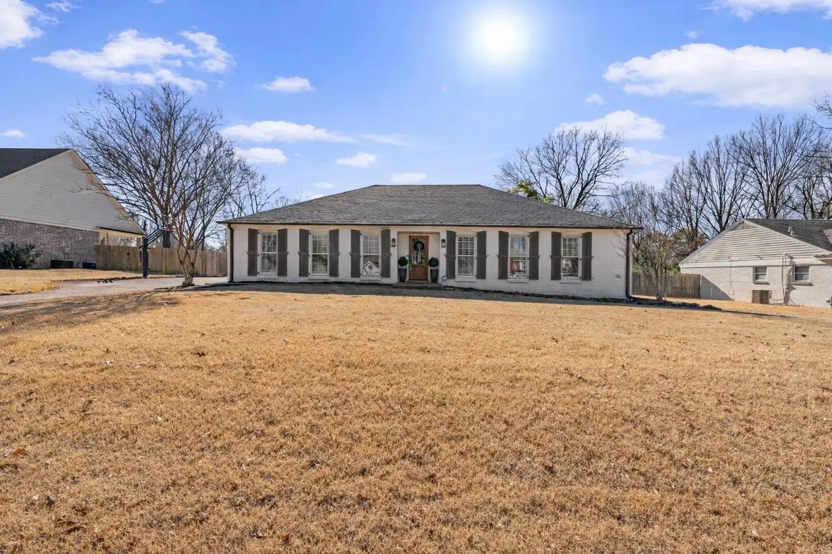 7271 MIMOSA DR, Germantown, TN 38138 - Image #1