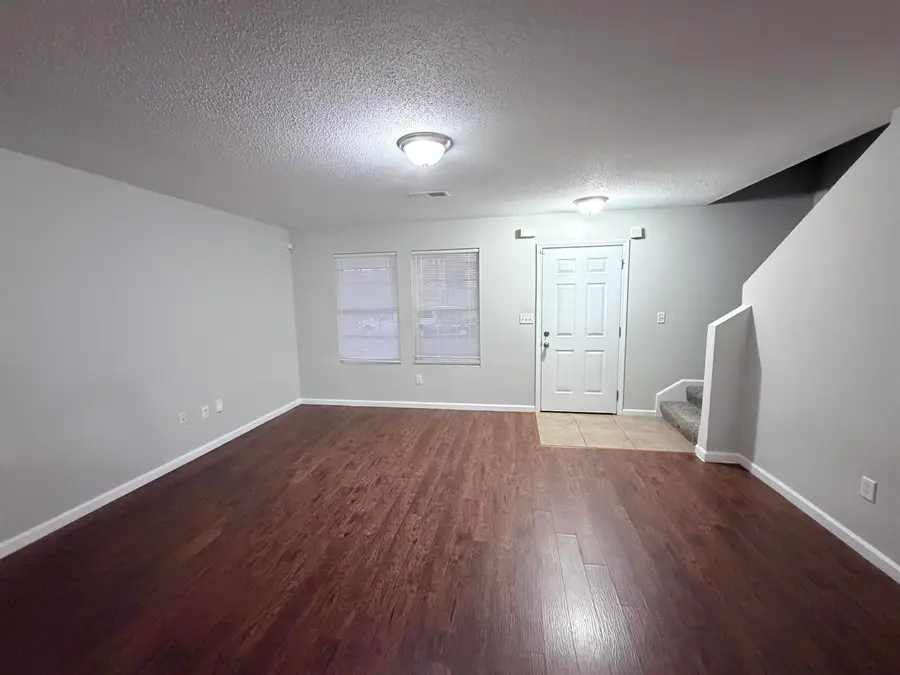 10075 CHARIDEN DR, Cordova, TN 38016 - Image #2