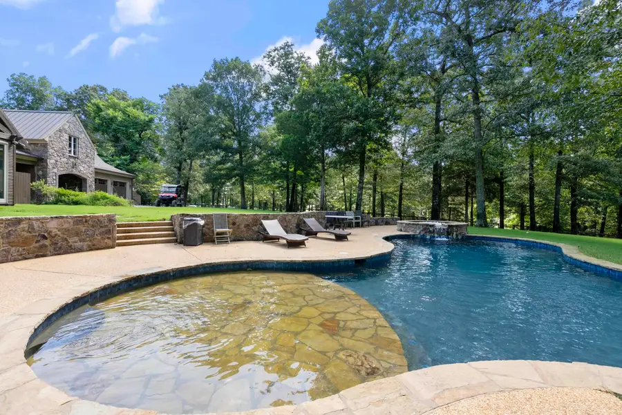 891 MUSGRAY RD, Holly Springs, MS 38635 - Image #2