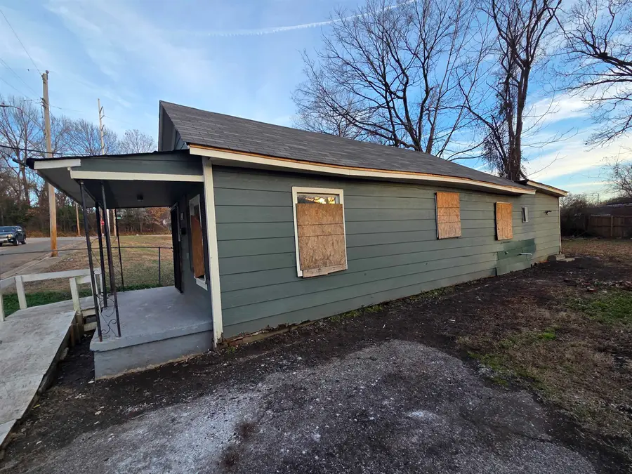 123 W FRANK AVE, Memphis, TN 38109 - Image #2