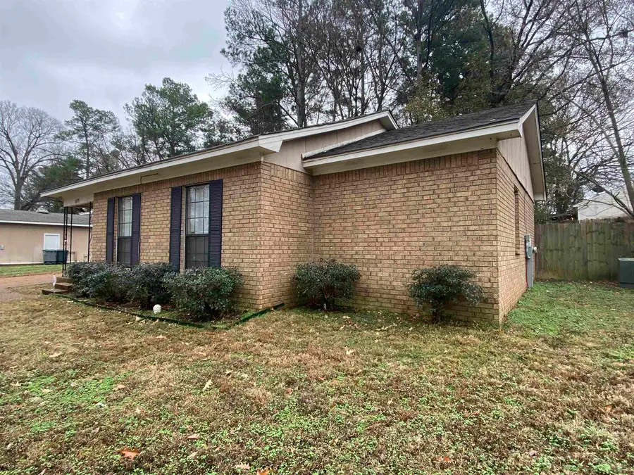 6735 KAMALI AVE, Memphis, TN 38134 - Image #2