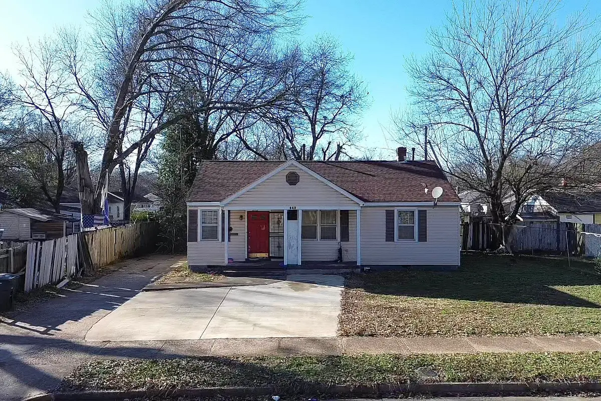 943 WARING RD, Memphis, TN 38122 - Image #1