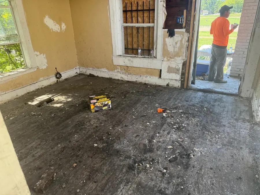 1326 CUMMINGS ST, Memphis, TN 38106 - Image #3