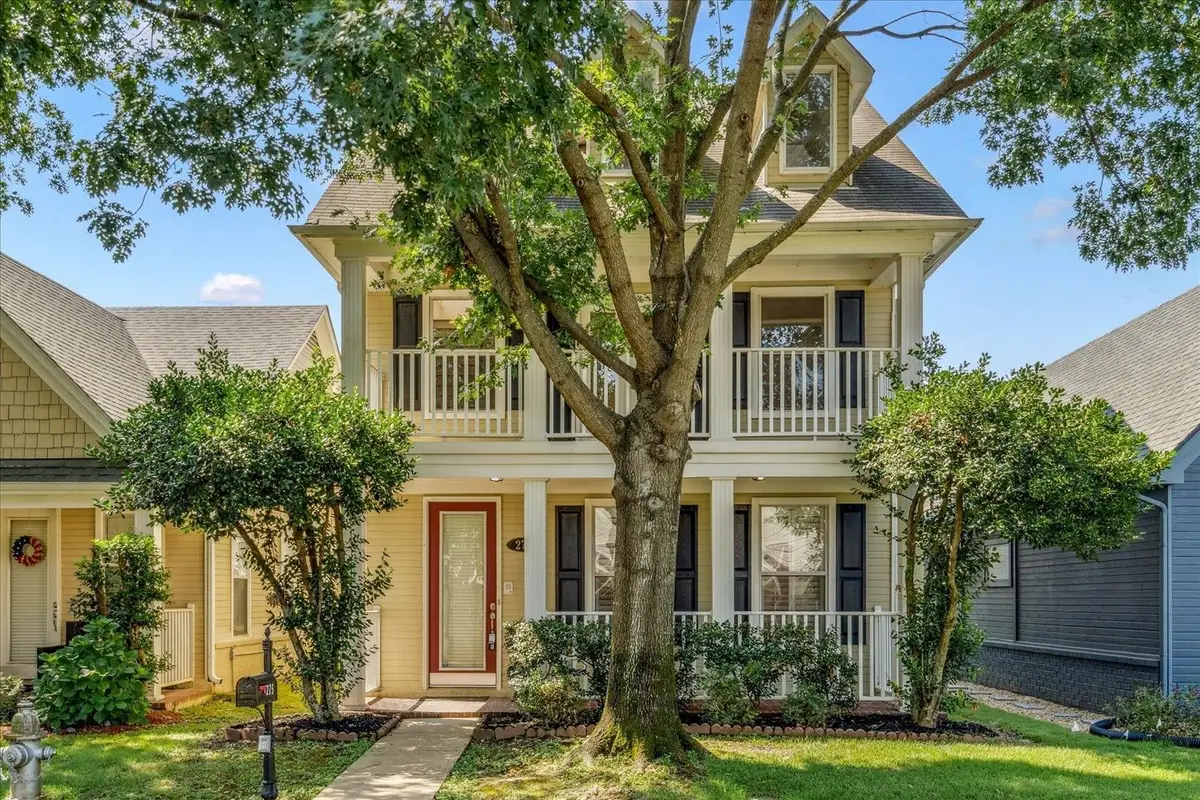 275 ISLAND VILLAGE DR, Memphis, TN 38103 - Image #1