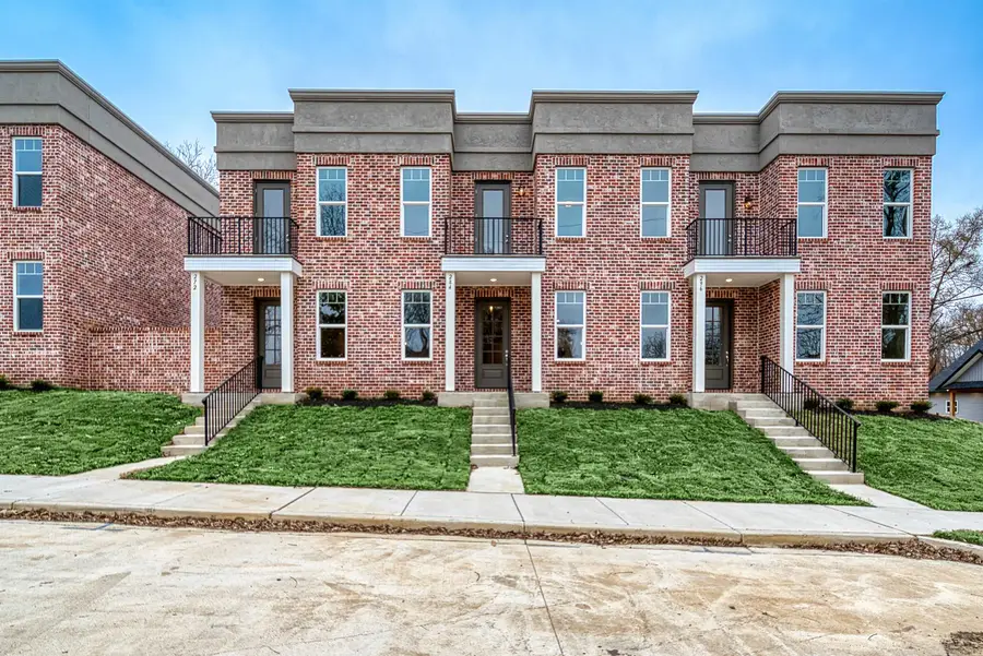 296 E WASHINGTON AVE, Covington, TN 38019 - Image #2