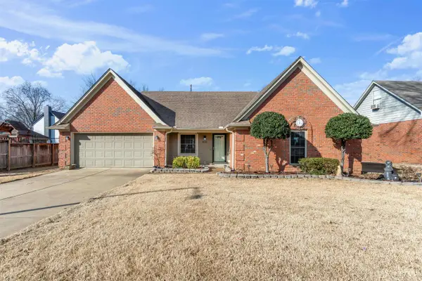 4011 MEADOW FIELD LN, Bartlett, TN 38135