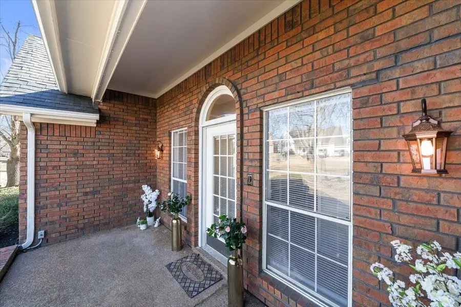 6333 OAK WALK LN, Bartlett, TN 38135 - Image #3