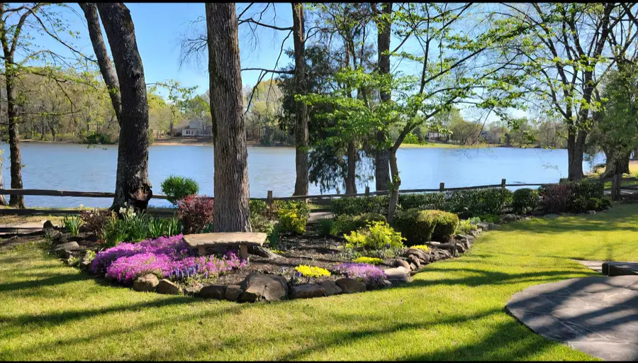 8712 RIVER HOLLOW DR, Cordova, TN 38016 - Image #3