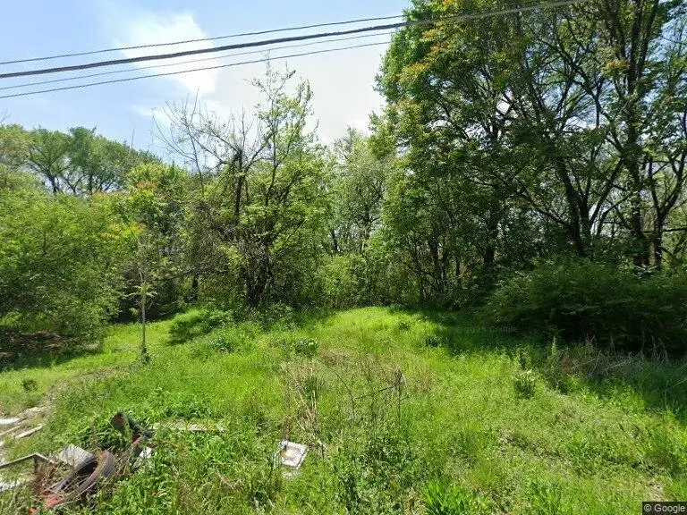 267 W MCKELLAR AVE, Memphis, TN 38109 - Image #1