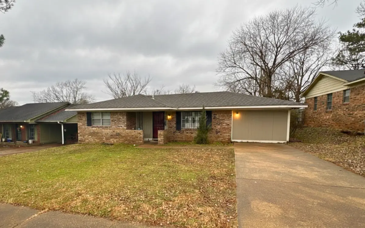 556 MELTON AVE, Memphis, TN 38109 - Image #1