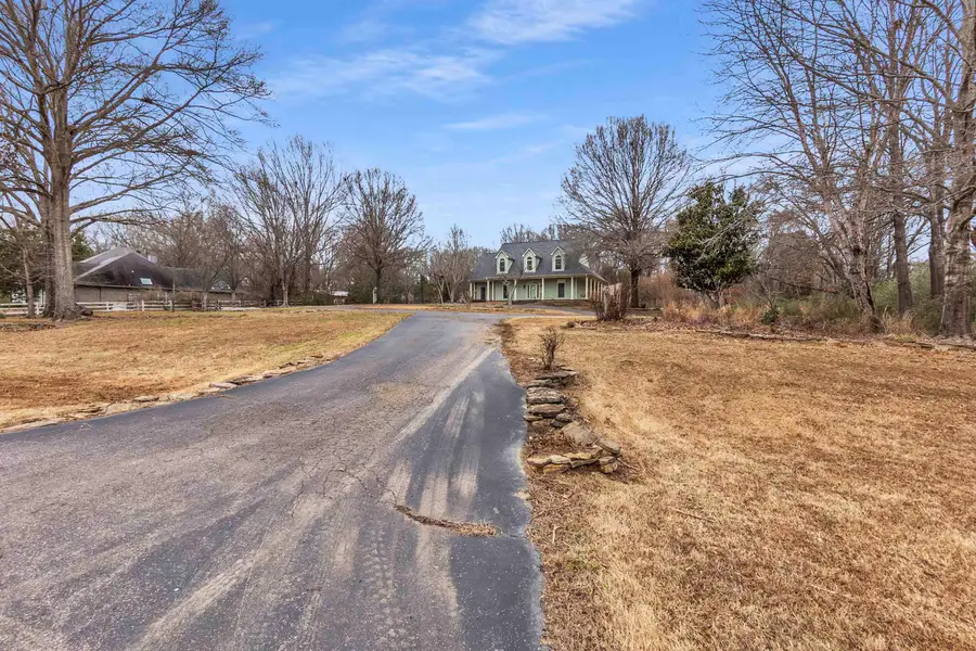 12420 FOX LAIR DR, Collierville, TN 38017 - Image #3