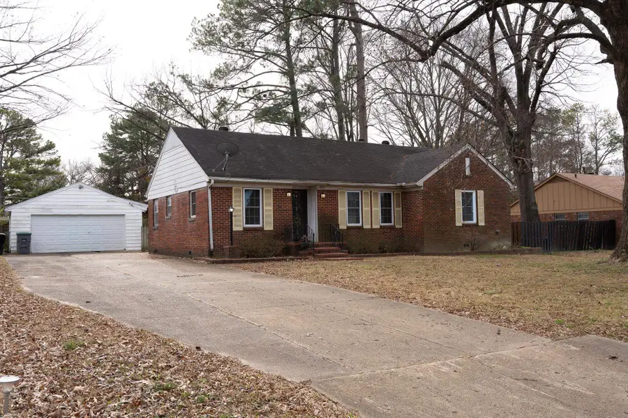 1873 GROVEHAVEN DR, Memphis, TN 38116 - Image #2