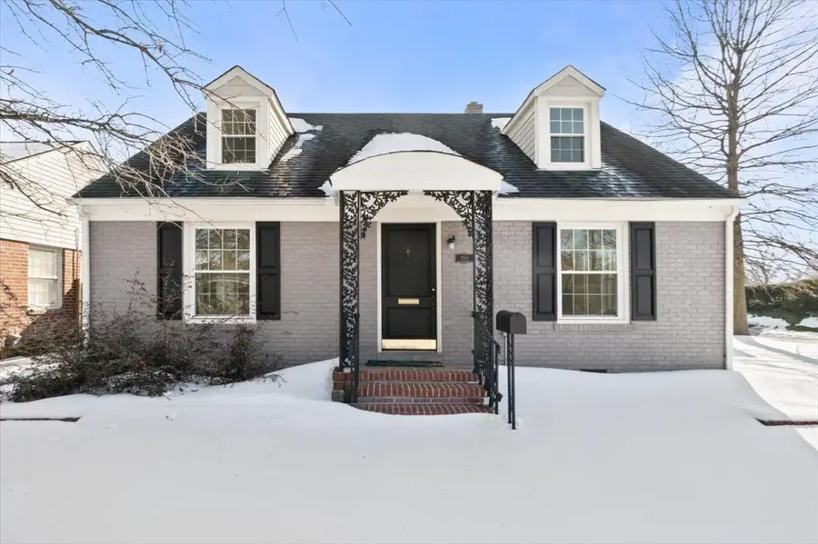 381 HOLMES CIR, Memphis, TN 38111 - Image #2