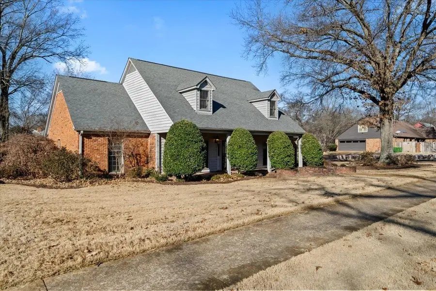 3017 LAURINBURG CIR, Germantown, TN 38138 - Image #2