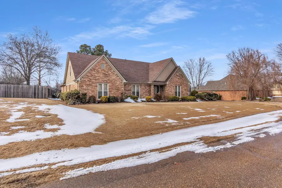 3247 PATRICIA ELLEN DR, Bartlett, TN 38133 - #3