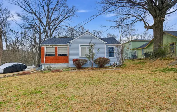 12 E PEEBLES RD, Memphis, TN 38109