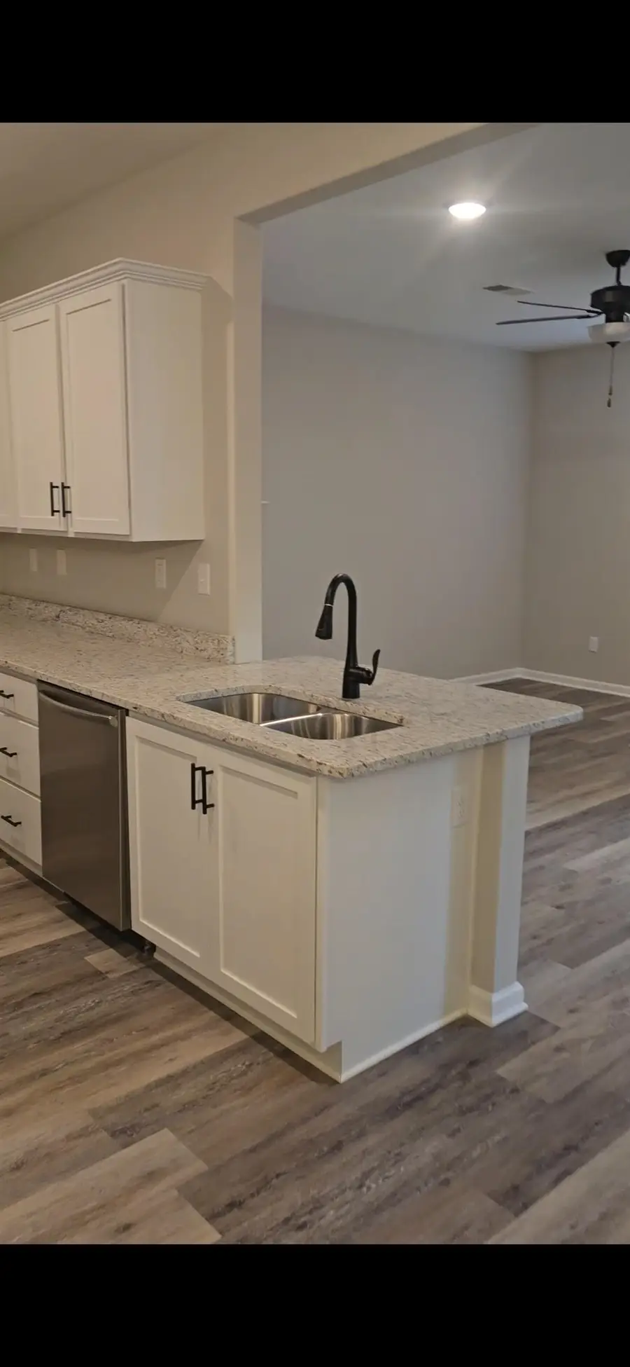 10160 STERLING RIDGE DR, Cordova, TN 38016 - Image #3