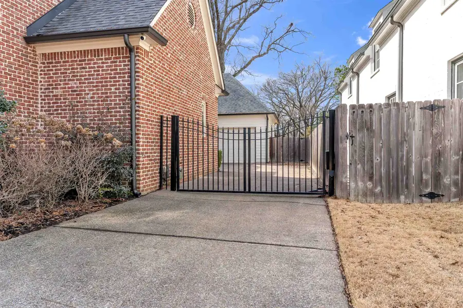 1125 HAYNE RD, Memphis, TN 38119 - #3