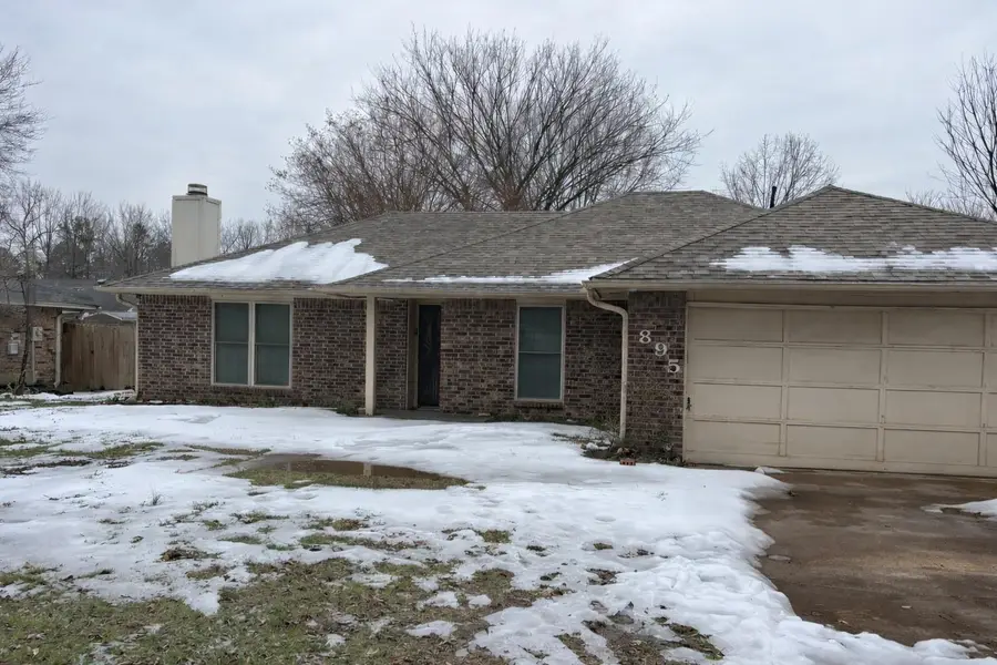 895 AUTUMN WOODS DR E, Southaven, MS 38671 - Image #2