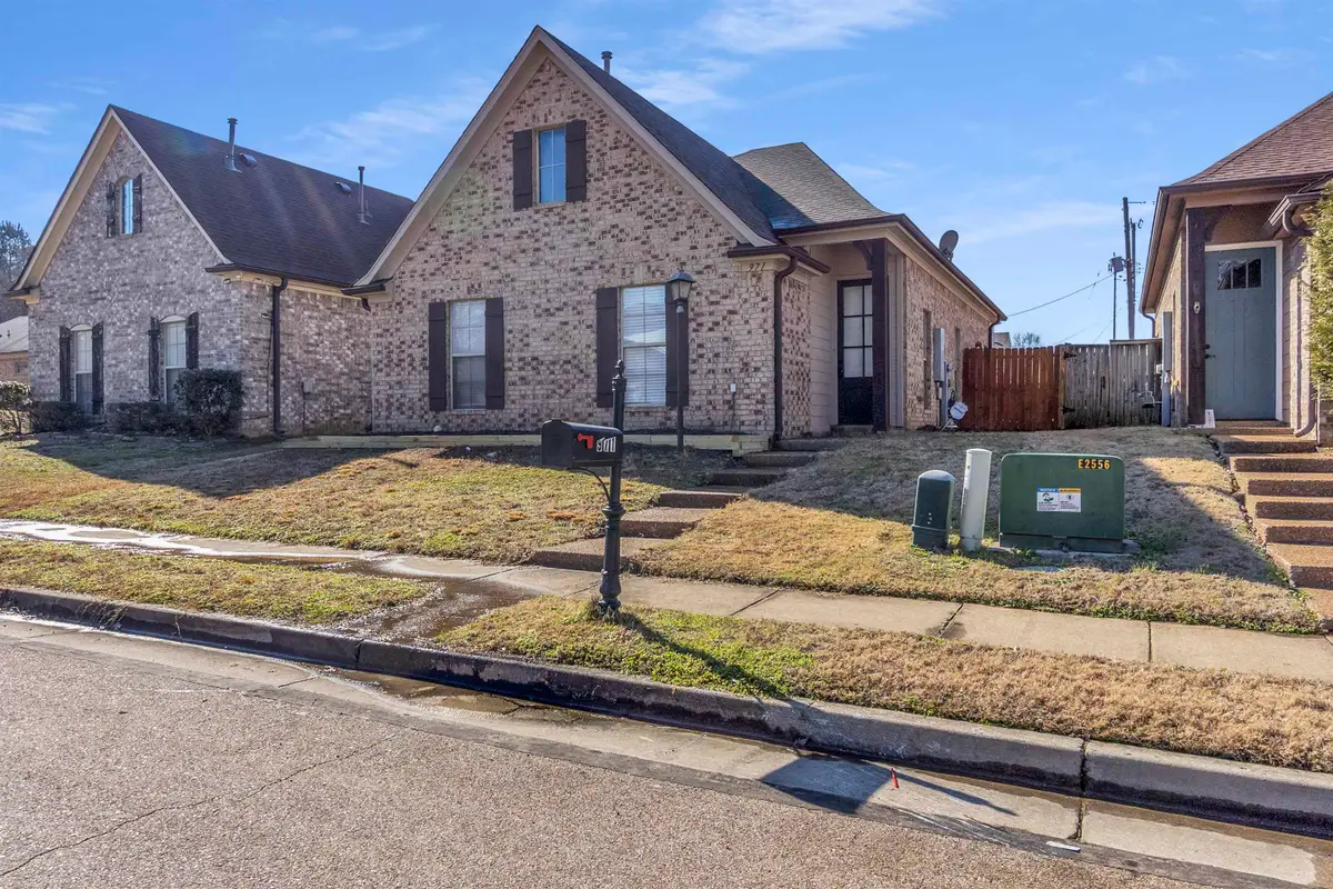 971 CRAYTON RIDGE DR, Cordova, TN 38018 - Image #1